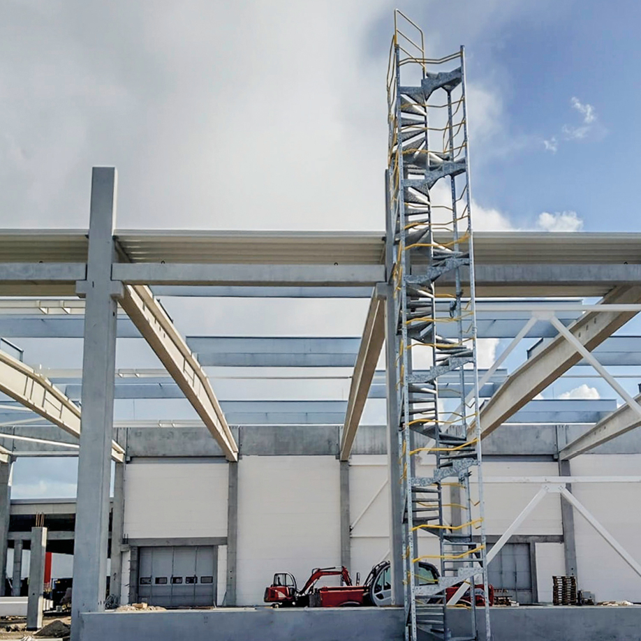 tymczasowe-spiralne-schody-sst-7