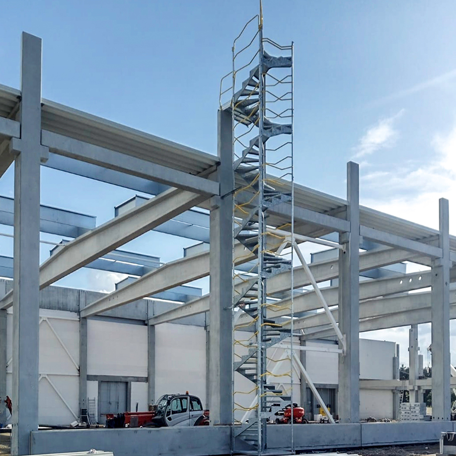 tymczasowe-spiralne-schody-sst-2