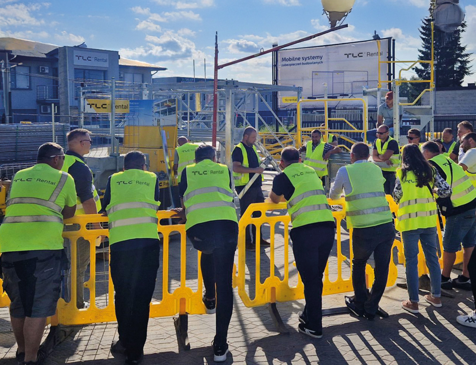 Warsztaty techniczne w TLC Rental – rozwijamy wiedzę, podnosimy standardy!