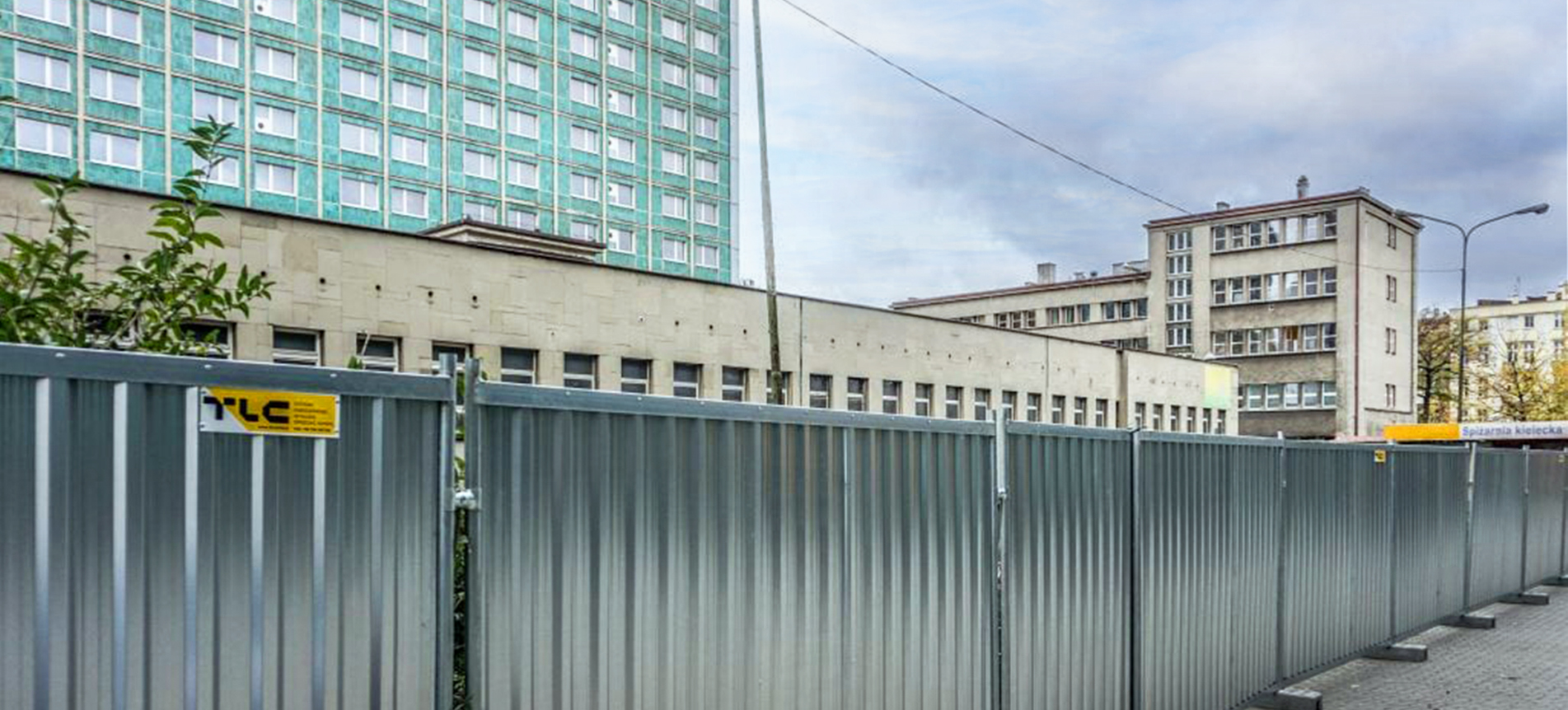 Tymczasowe ogrodzenia dla inwestycji w centrum Katowic – bezpieczeństwo na placu budowy